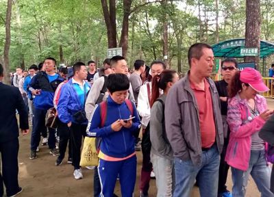 【生態(tài)旅游】練好管理內(nèi)功 提升服務能力 鳳凰山景區(qū)&ldquo;筑巢引鳳&rdquo;迎來夏季游開門紅